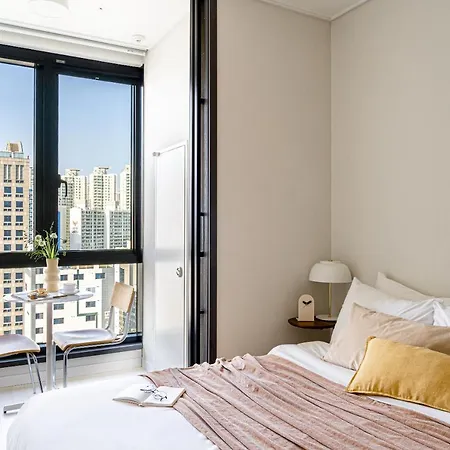 Urbanstay Seomyeon Busan Exterior photo
