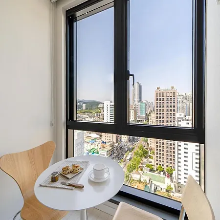 Urbanstay Seomyeon Busan Exterior photo