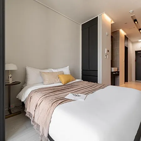 Urbanstay Seomyeon Busan Exterior photo