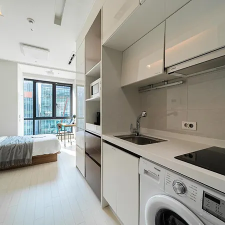 Urbanstay Seomyeon Busan Exterior photo