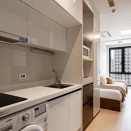 Urbanstay Seomyeon Busan Exterior photo